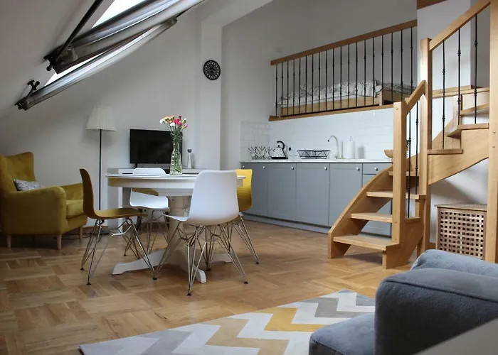 Apartment Rynek 24 *